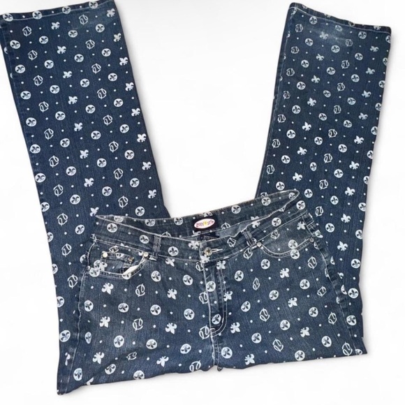 Floral Patterned Wide Leg Jeans - Picture 3 of 5